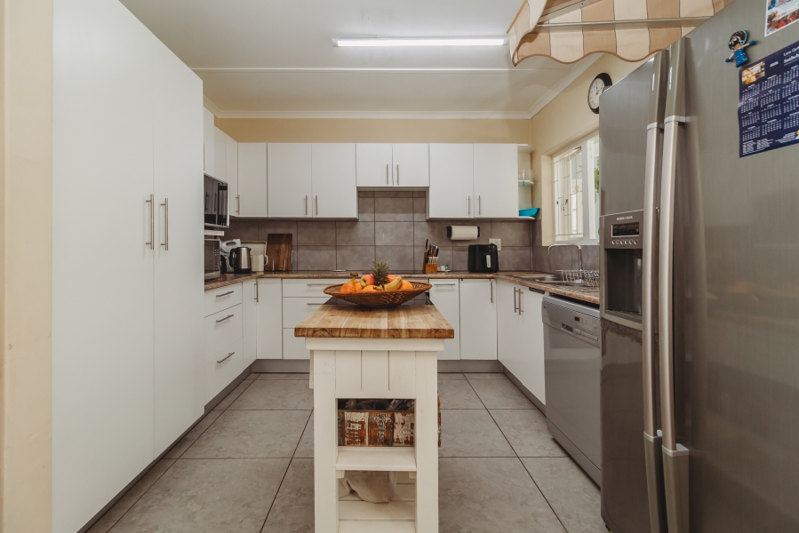 3 Bedroom Property for Sale in George East Western Cape
